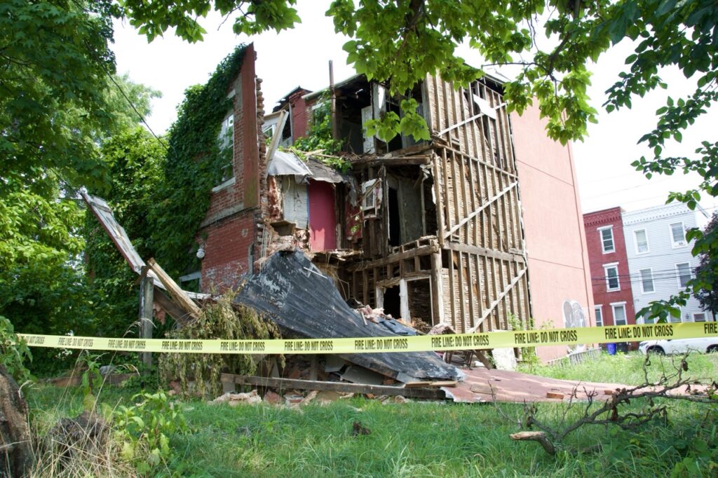 partial collapse kelker